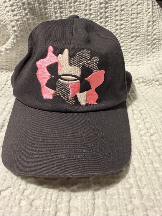 Under Armour Accessories - Woman’s Black Baseball Cap with Pink & Cream Embroidered Design